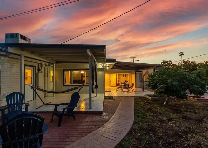 New Stylish Midtown With One Bedroom Apartment *